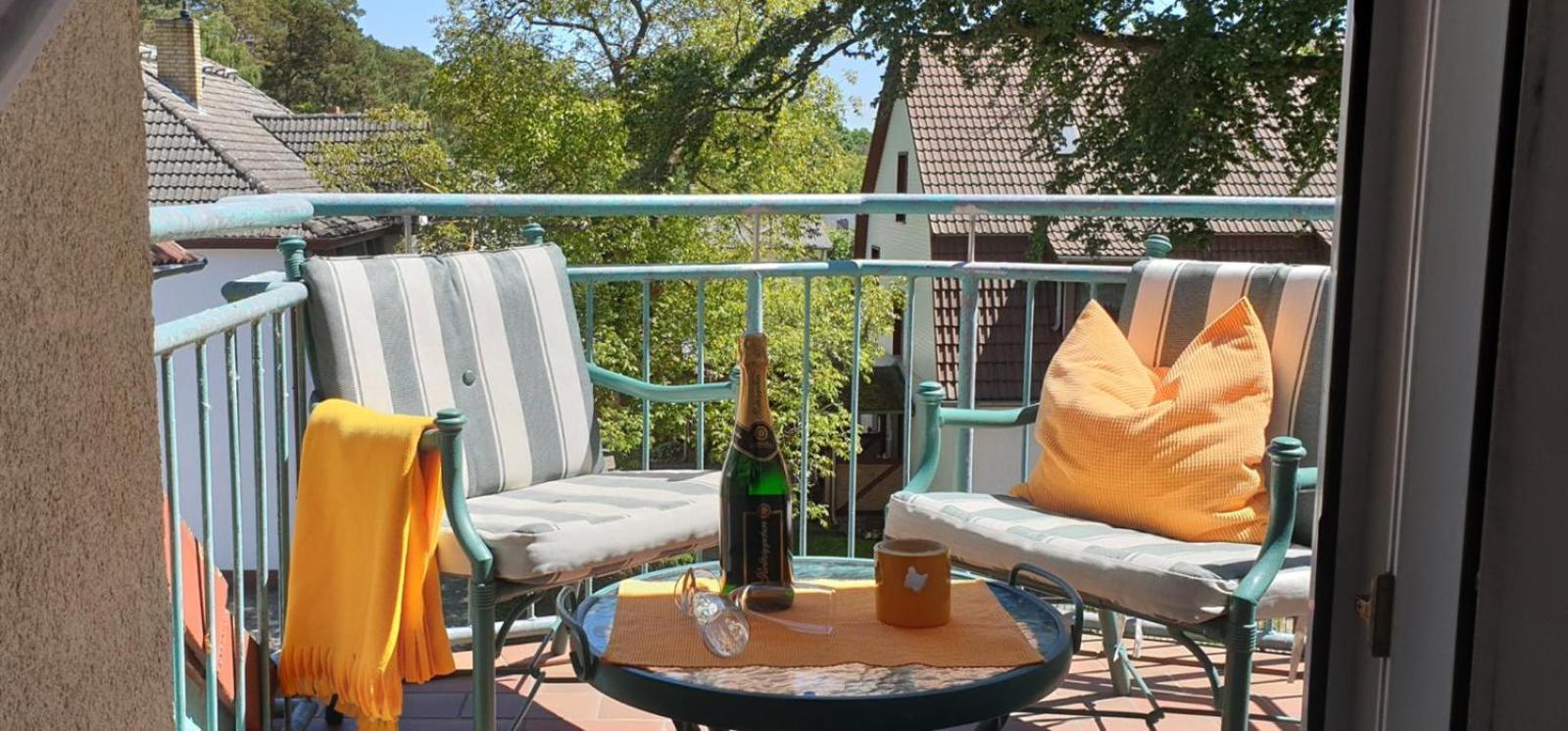 "Ab Zum Strand" Ferienwohnung Mit Balkon Zempin Exterior photo
